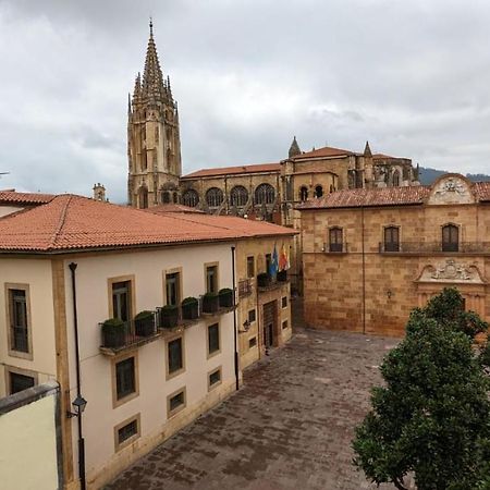 Apartamento Wamba - La Catedral Apartment Oviedo Exterior photo