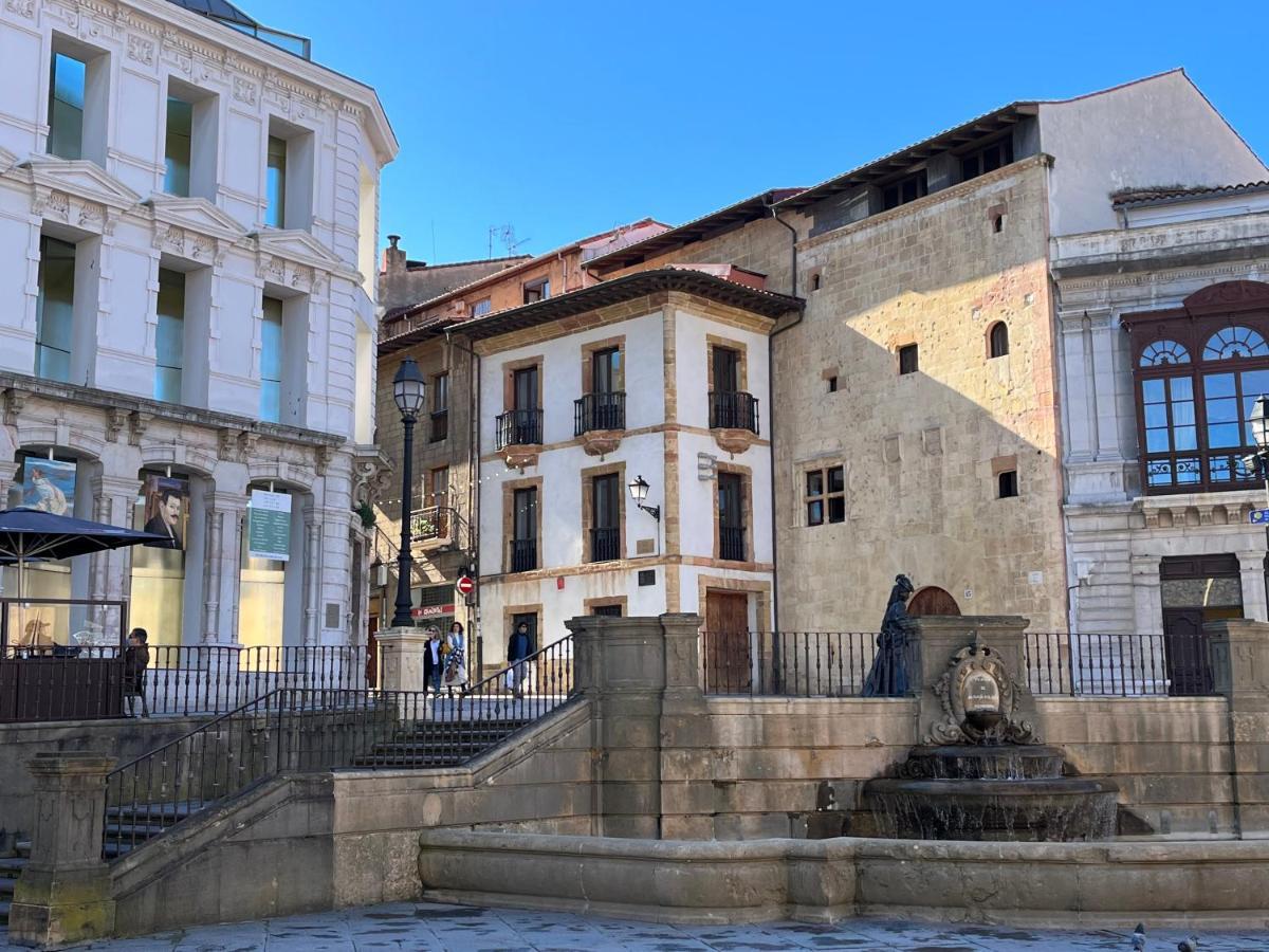 Apartamento Wamba - La Catedral Apartment Oviedo Exterior photo