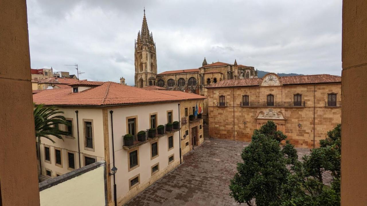 Apartamento Wamba - La Catedral Apartment Oviedo Exterior photo